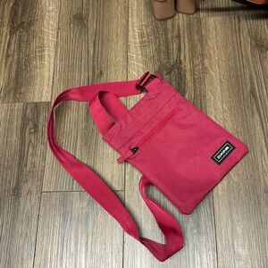 Dakine purse, slim cross body